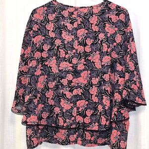 2/$30 Democracy Floral Pink‎ and Black Women's Bouse Size L Mature